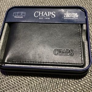 Chaps Men’s Wallet Traveler Bifold Genuine Leather RFID Protection, Black